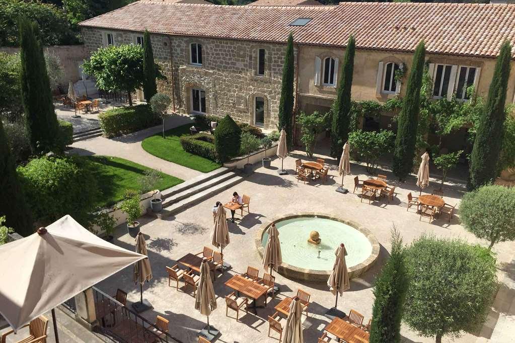 Chateau De Massillan Uchaux Bagian luar foto