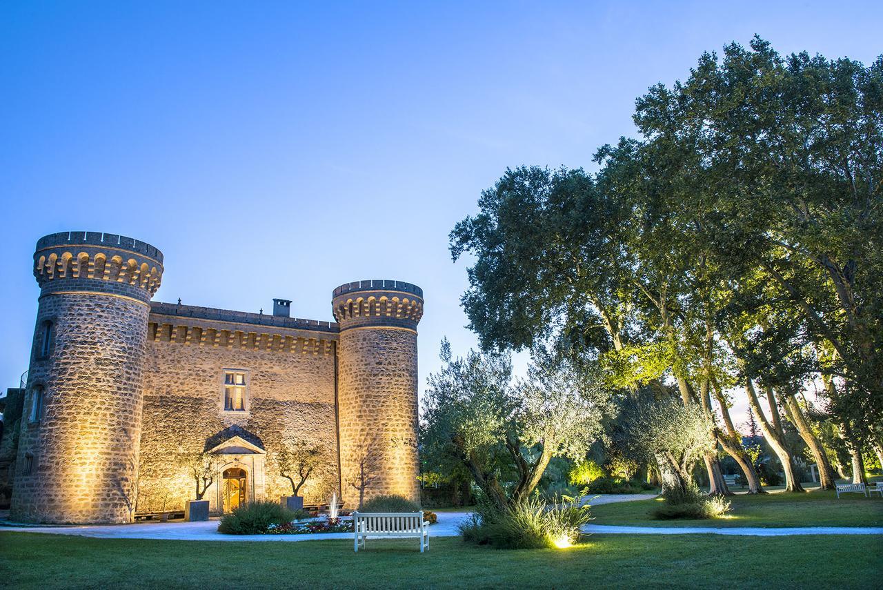 Chateau De Massillan Uchaux Bagian luar foto